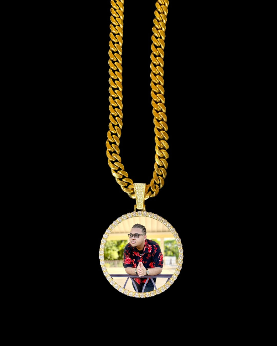 60mm Gold Circle Photo Pendant